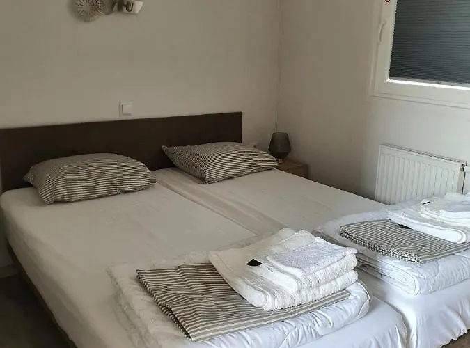 Holidays In シャレー *